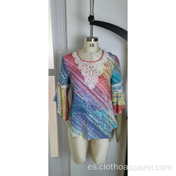 Blusa de escote de encaje de impresión colorida para damas